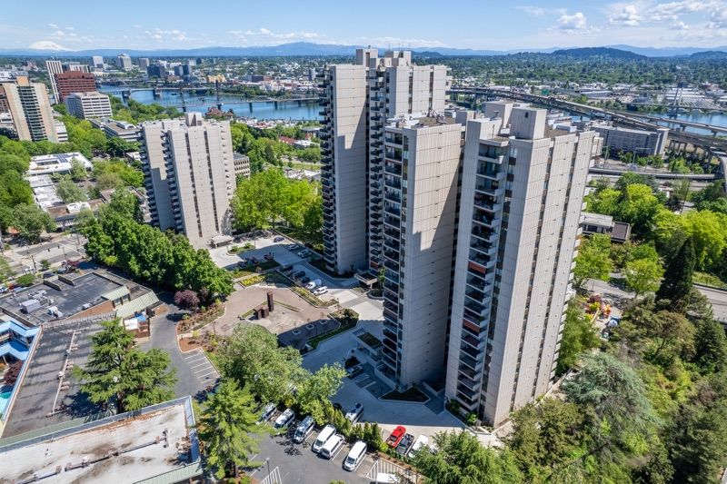 American Plaza Towers condos in Portland